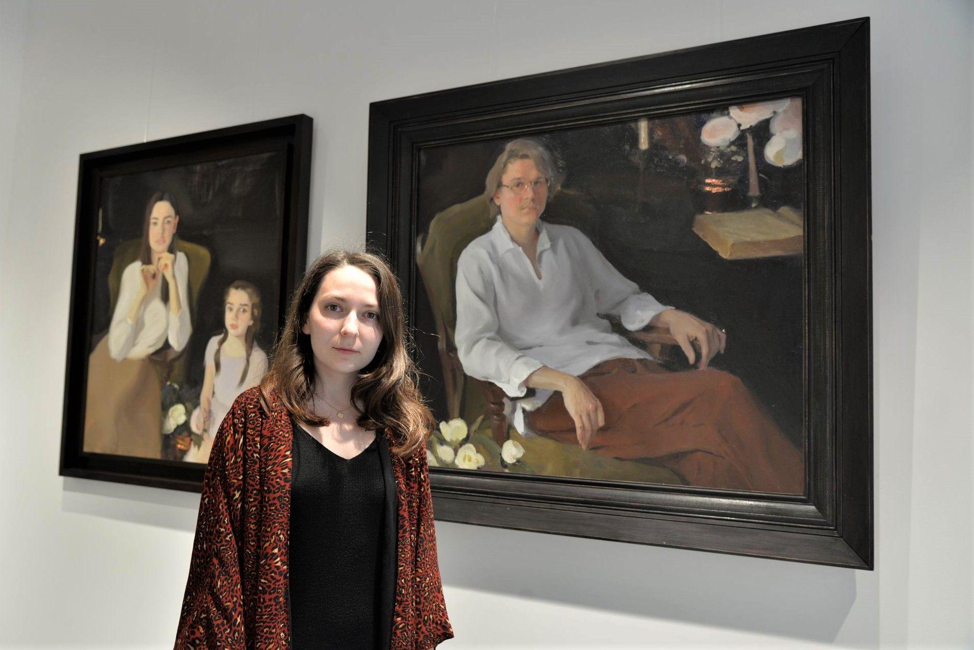 Elena Bria în expoziția din galeria Arbor din București, iunie 2021. Foto Lucian Muntean