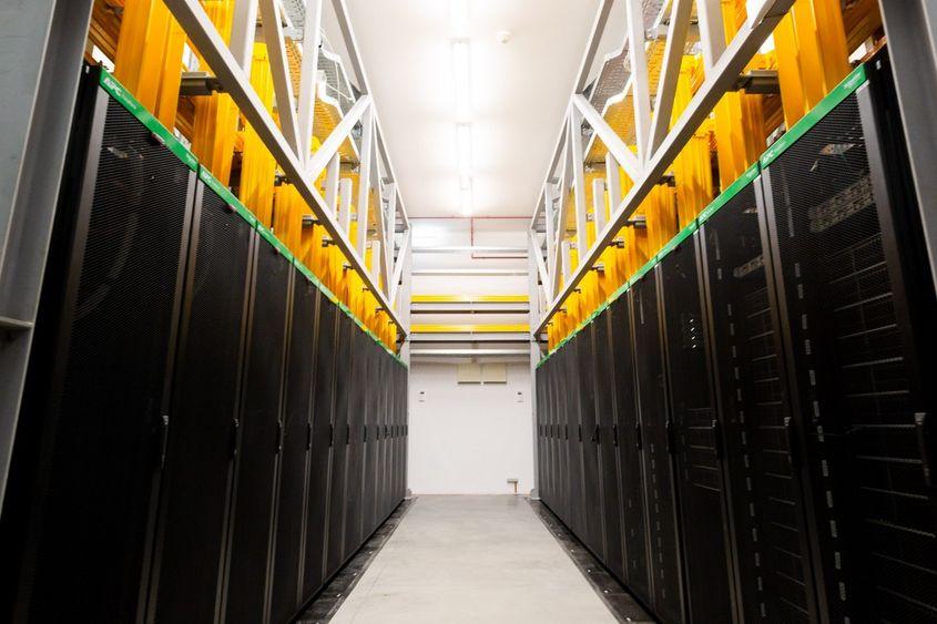 Centrul de date Cluster Power găzduiește servere, procesoare și alte componente IT. Foto: <strong>Tema Energy</strong>