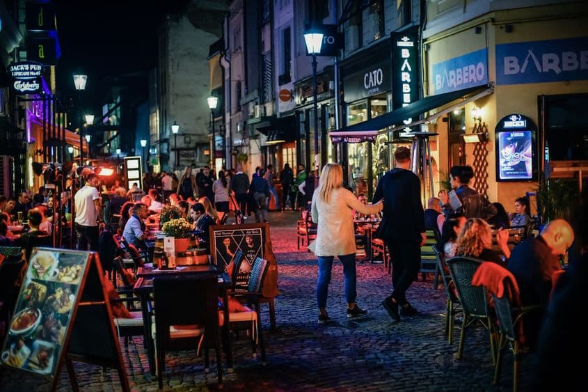 București are peste 1000 de airbnb-uri numai în centru (Piața Romană, Unirii, Universitate, Calea Victoriei, Cartierul Armenesc). Foto © Vladescu Bogdan | Dreamstime.com