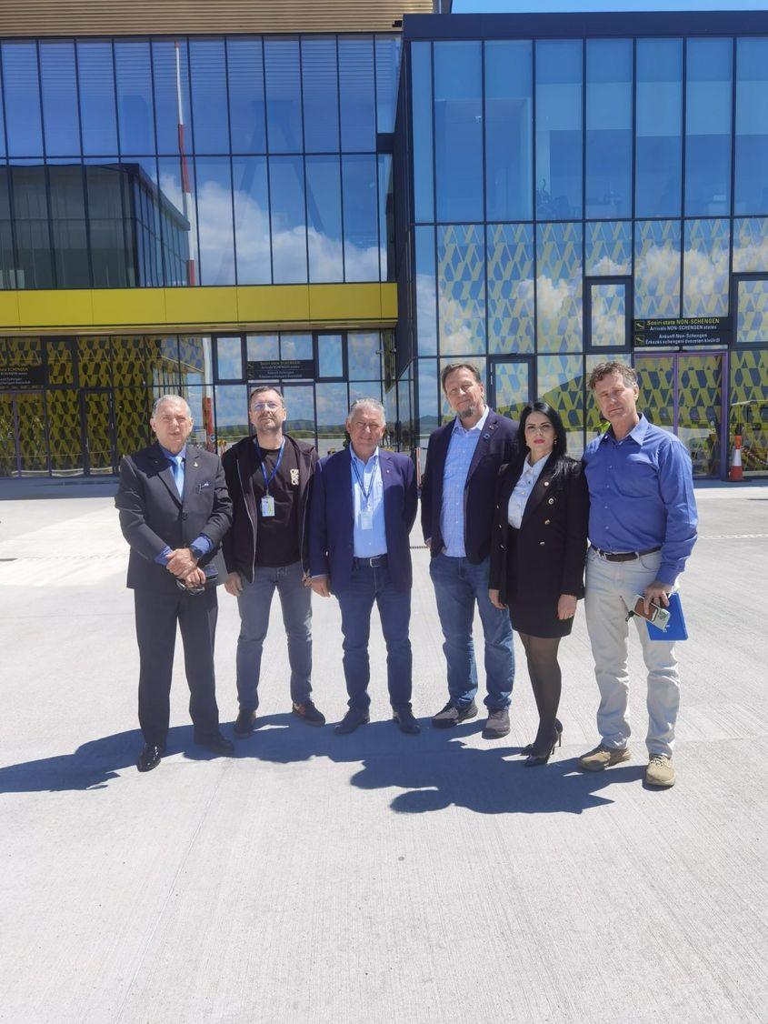 Ioana Păiuș și Sorin Dobîrcianu la o întâlnire româno-americană de „întărire a parteneriatului strategic”. Sursă foto: Rob Evans/LinkedIn