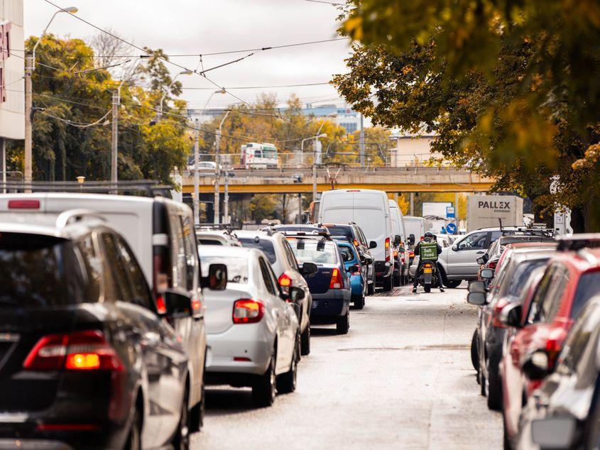Trafic din București. FOTO: Inquam Photos/Cosmin Enache