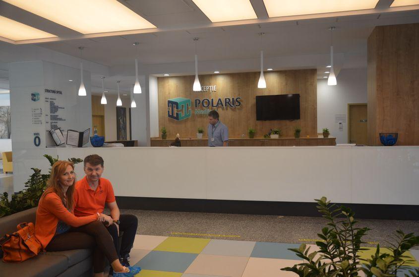 Soții Roxana și Cristi Coroian. Fotografia este făcută în septembrie 2017.