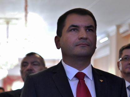 Secretarul general adjunct al Guvernului, fost ofițer SRI, vinde mobilă în Palatul Victoria