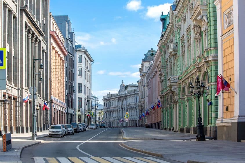 Cel puțin nouă camere de supraveghere sunt pe clădirile din această imagine. Deși sunt o imagine obișnuită și în Occident, în Moscova ele sunt folosite și în alte scopuri decât prevenirea criminalității. Foto: Olga Kuzmina | Dreamstime.com