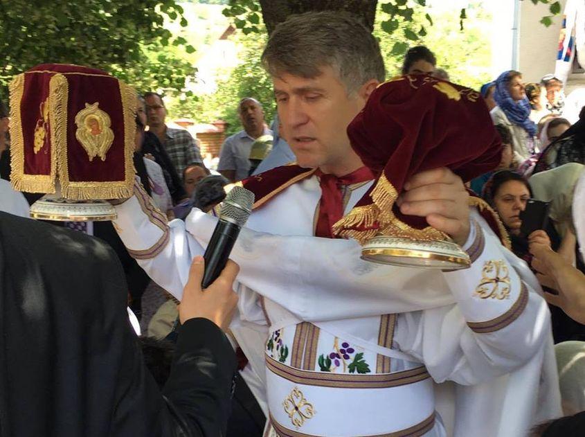 Cristian Pomohaci, înainte de a fi caterisit. Foto: Pagina de Facebook