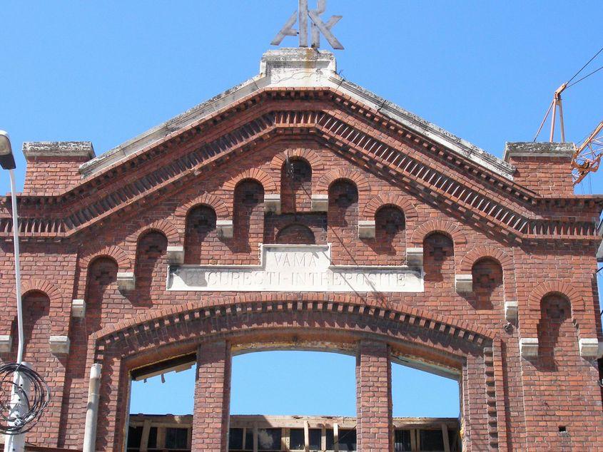 În București, multe spații postindustriale au rămas în picioare doar din întâmplare. Foto: Lucian Muntean