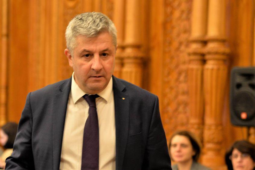 Florin Iordache, la prima ședință a Comisiei speciale pe care o conduce.