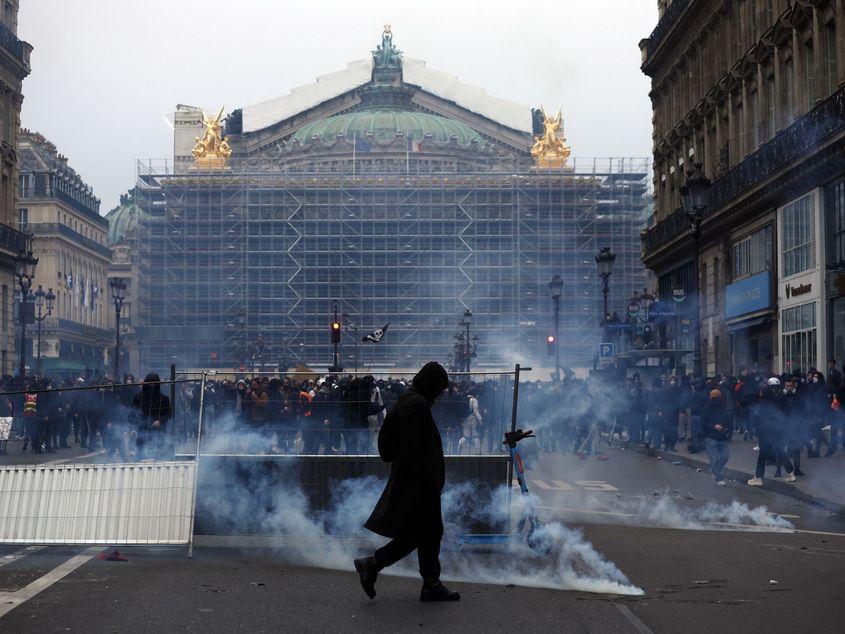 Foto: EPA/YOAN VALAT