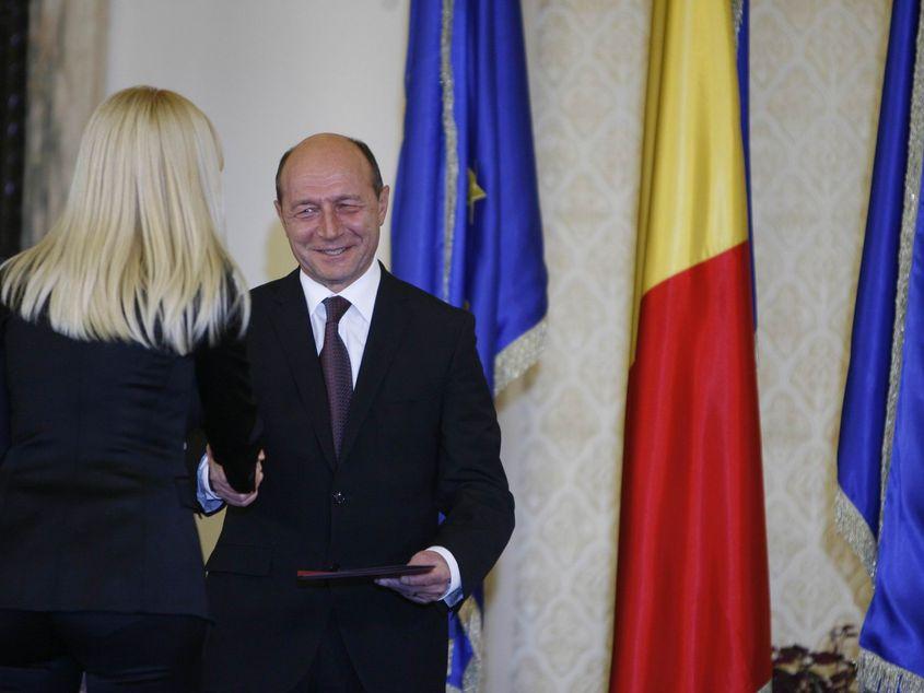 Elena Udrea a ajuns cea mai mare slăbiciune a fostului președinte Traian Băsescu. Foto: Arhiva Adevărul