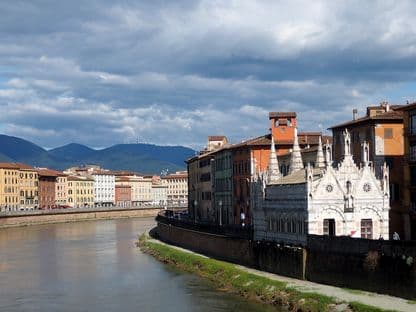 Toscana. Desant de primăvară în inima frumuseții.