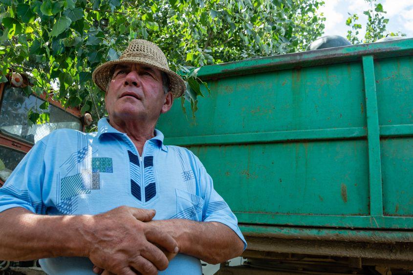 Nea Mitică Măceșanu.