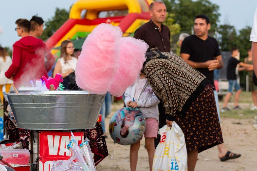Dulcele de Dăbuleni, la Festivalul Lubeniței.