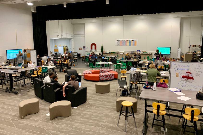 Synnovation Lab, proiectul de educație inovatoare parte din Sycamore High School, școala parteneră cu Colina Learning Center. Foto de Andreia Mitrea