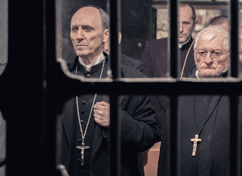 O privire dincolo de gratii, de zidurile închisorii, dincolo de oameni