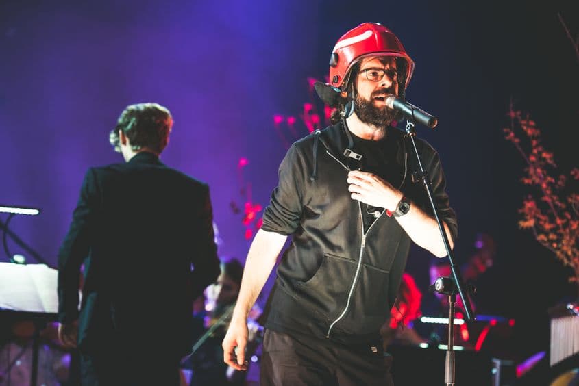 "Șansele ca tu să fii inspirat din prima și să folosești 95% sau 100% din ceea ce scrii și să fie și foarte bun sunt către minime" - Robin Proca. Foto: Năluca