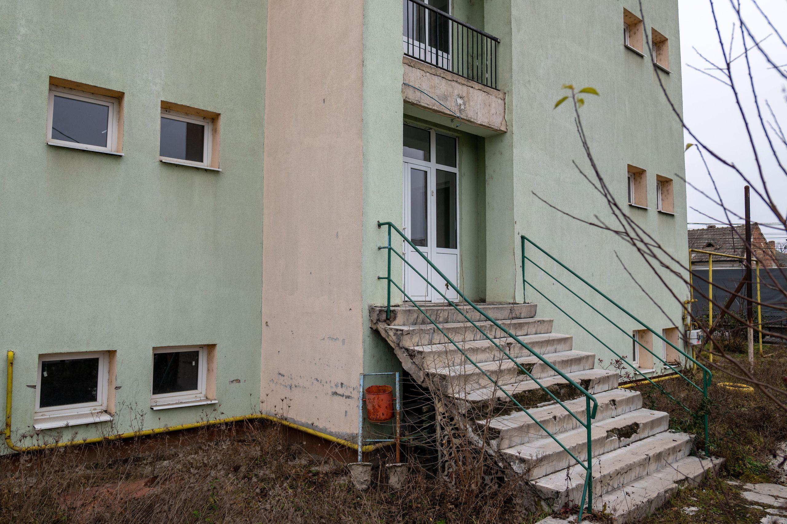 Clădirea fostei școli Samus din Turda închiriată de Inspectoratul Școlar de la Primărie pentru copiii cu probleme speciale. Foto: Raul Ștef