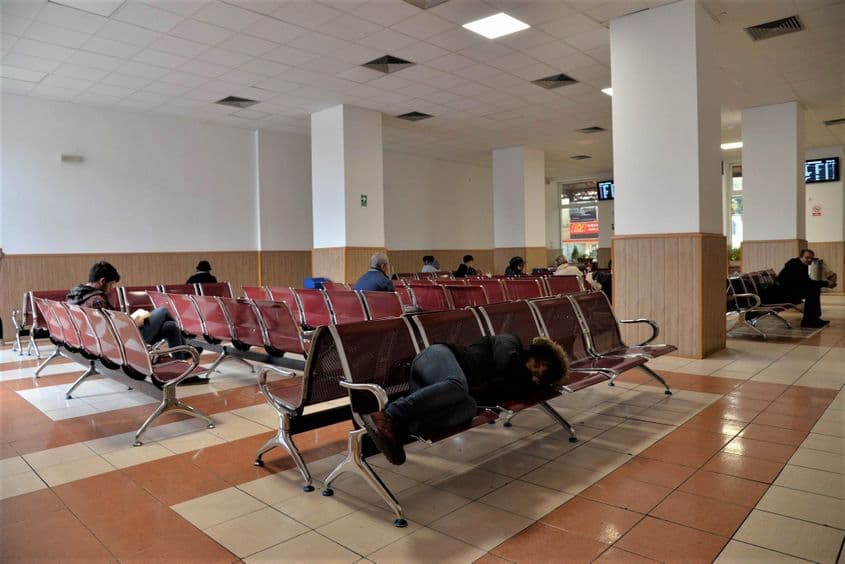 Sala de așteptare a Gării de Nord. Foto: Lucian Muntean.