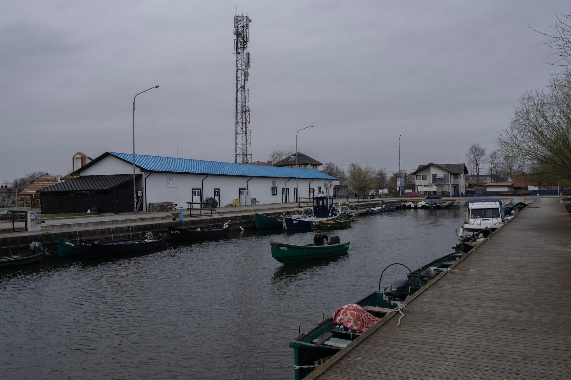 Debarcaderul din Sfântu Gheorghe, principala zonă de acces în comună. Foto: Andreea Câmpeanu