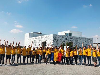 VIDEO. Vocea care inspiră. O zi cu Claudiu Butacu, inginerul care a transformat un afiș rupt de pe peretele facultății într-o mișcare națională