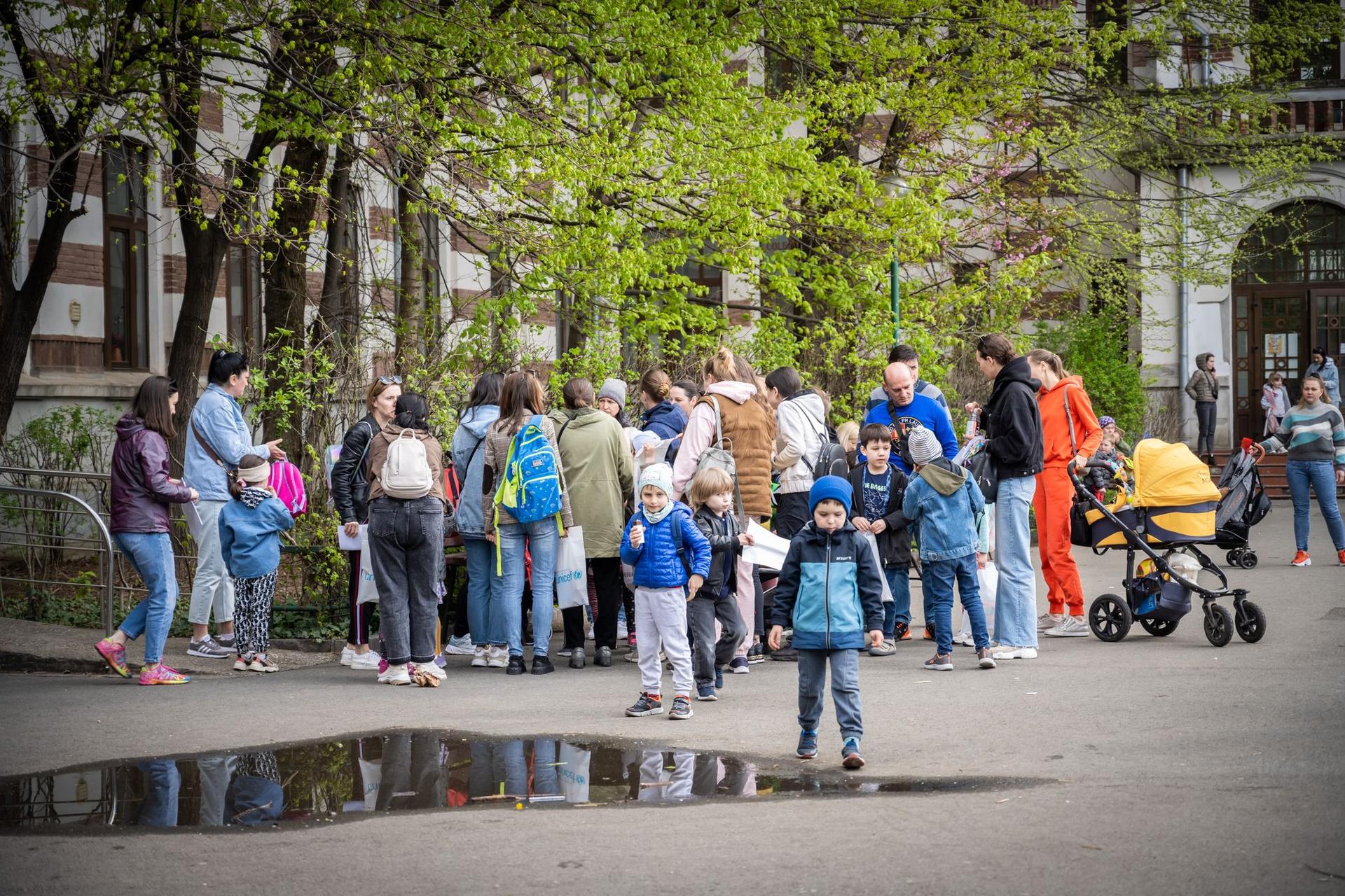 Copiii ucraineni au nevoie de un mediu în care să se integreze și în care să și învețe, în același timp. Foto: Mihai von Eremia