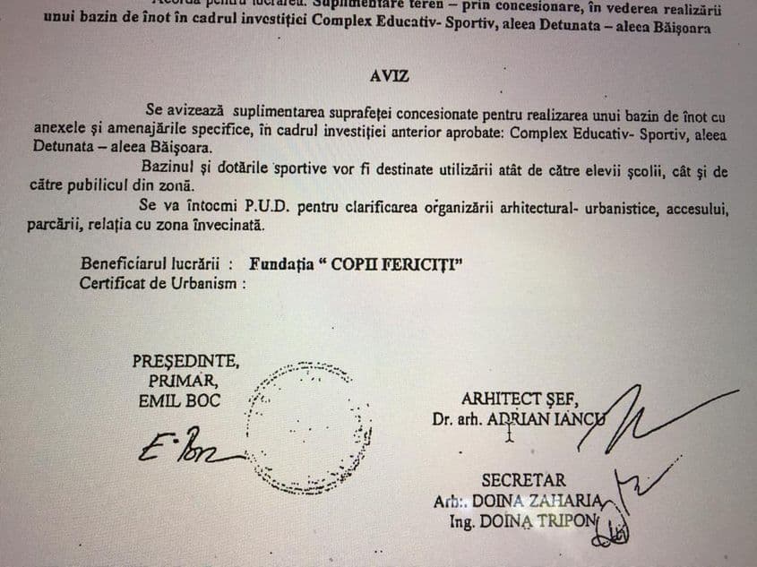 Avizul semnat de primarul Boc și arhitectul șef Adrian Iancu: bazinul urma să fie folosit de către toți locuitorii zonei