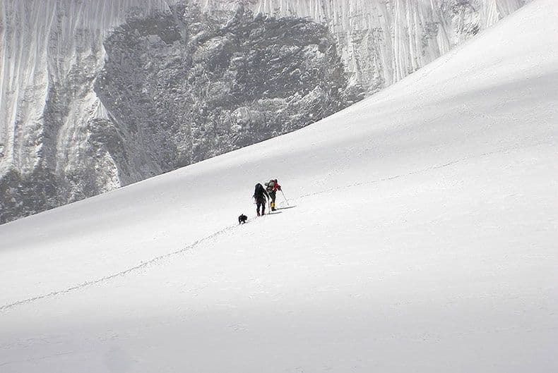 Ascensiunea spre vârful Dhaulagiri (8.167 de metri), în 2007. Partenerul său de coardă a fost tot Iñaki Ochoa. Foto: horiacolibasanu.com