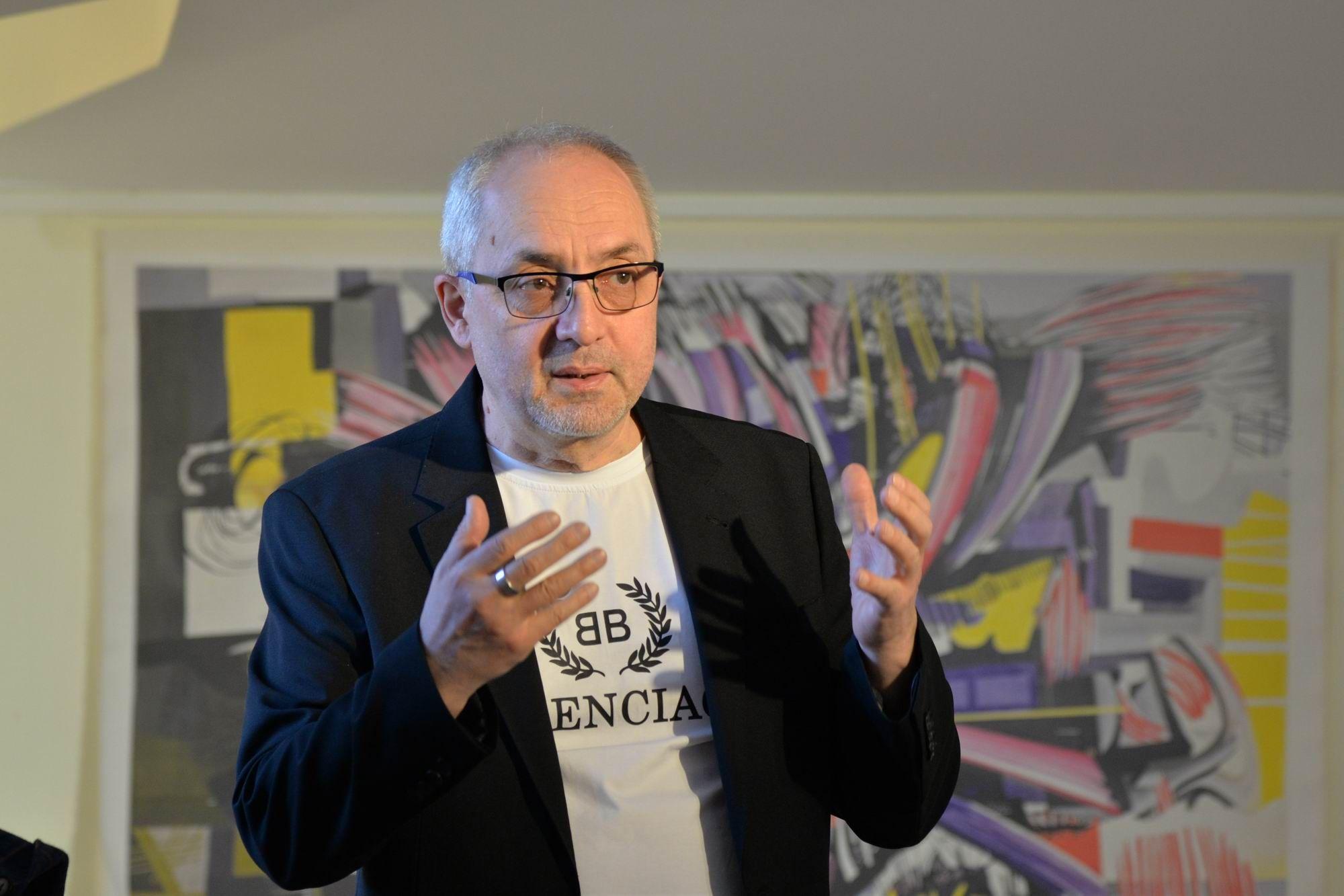Mihail Iordache în expoziția personală la MAMCO din București, aprilie 2021. Foto Lucian Muntean