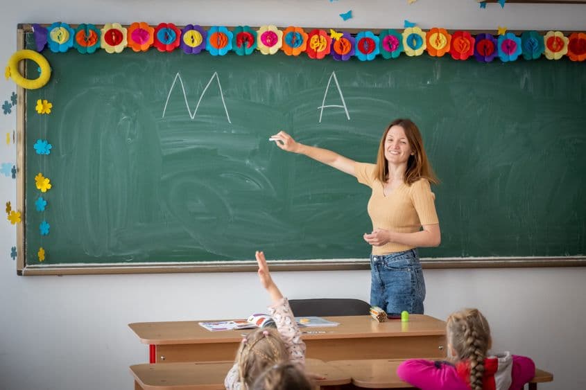 Anastasiia Konovalova, o profesoară din Odesa care a pus bazele unui mini-sistem educațional pentru peste 200 de copii ucraineni. Foto: Mihai von Eremia