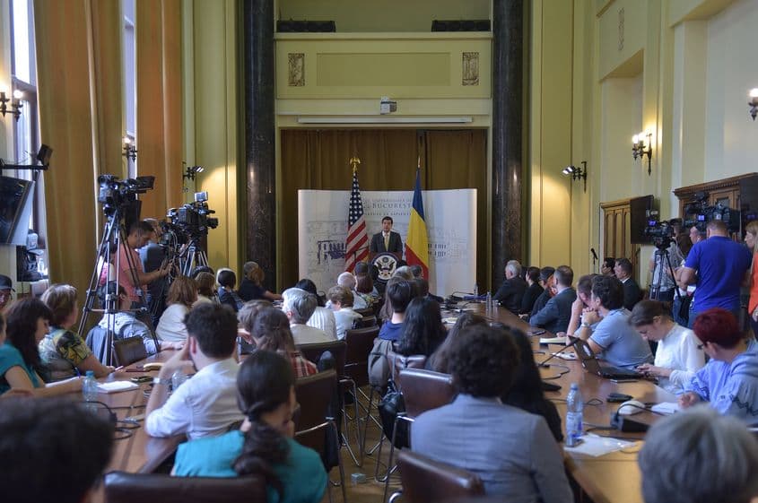 Wess Mitchell a vorbit la Facultatea de Drept a Universităţii Bucureşti. Foto: Lucian Cruşoveanu