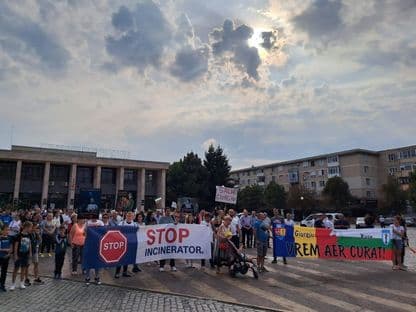 Când legile nu-și protejează cetățenii, comunitățile locale luptă. Cazul incineratorului de la Giurgiu