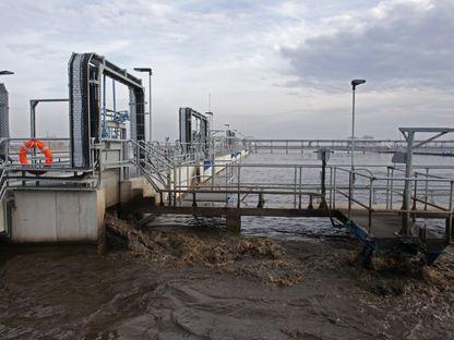 What happens to Bucharest's wastewater after 40 years of works and hundreds of millions of euros in EU funding
