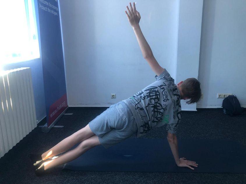 Konstantyn, la orele de sport organizate de Centrul pentru Resurse Civice din Constanța. Foto: Centrul pentru Resurse Civice Constanța