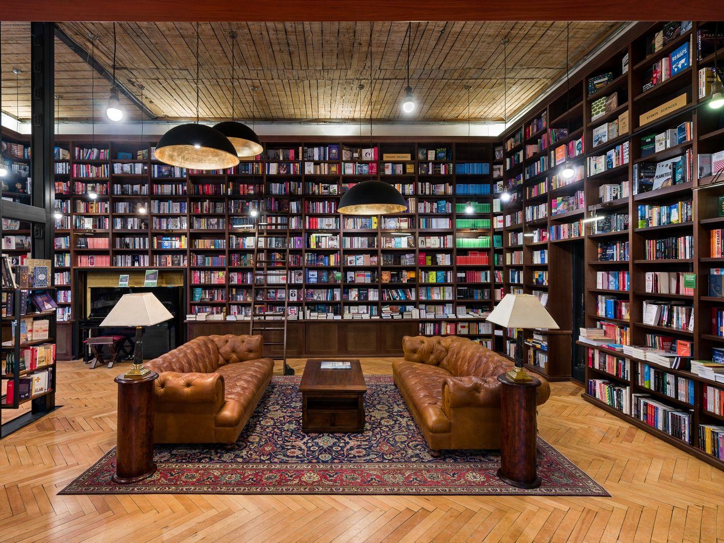 Cărturești Verona București, Salonul Englez. foto Cătălin Georgescu