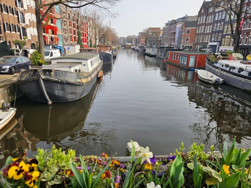 <em>Canalele Amsterdamului. Foto: Mădălin Bețivoiu</em>