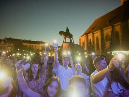 Toți am fost puțin Electric