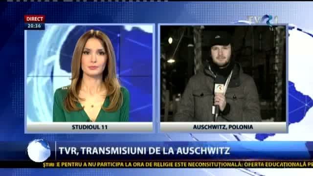 Adrian Roca-Rozenberg, în timpul unei transmisiuni de la Auschwitz, pe TVR 1. Foto: tvr.ro