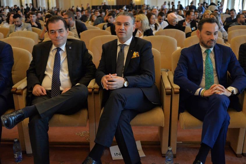 De la stânga la dreapta: Ludovic Orban, Ben-Oni Ardelean, Gheorghe Falcă.