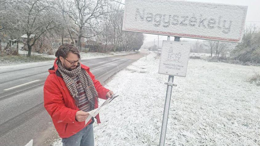 Kátai István la o acțiune electorală a partidului TISZA. Foto: arhiva Facebook.