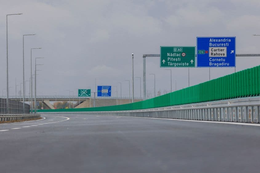 Autostrada A0, realizată din fonduri aferente politicii europene de coeziune. Foto: Inquam Photos / Bogdan Buda