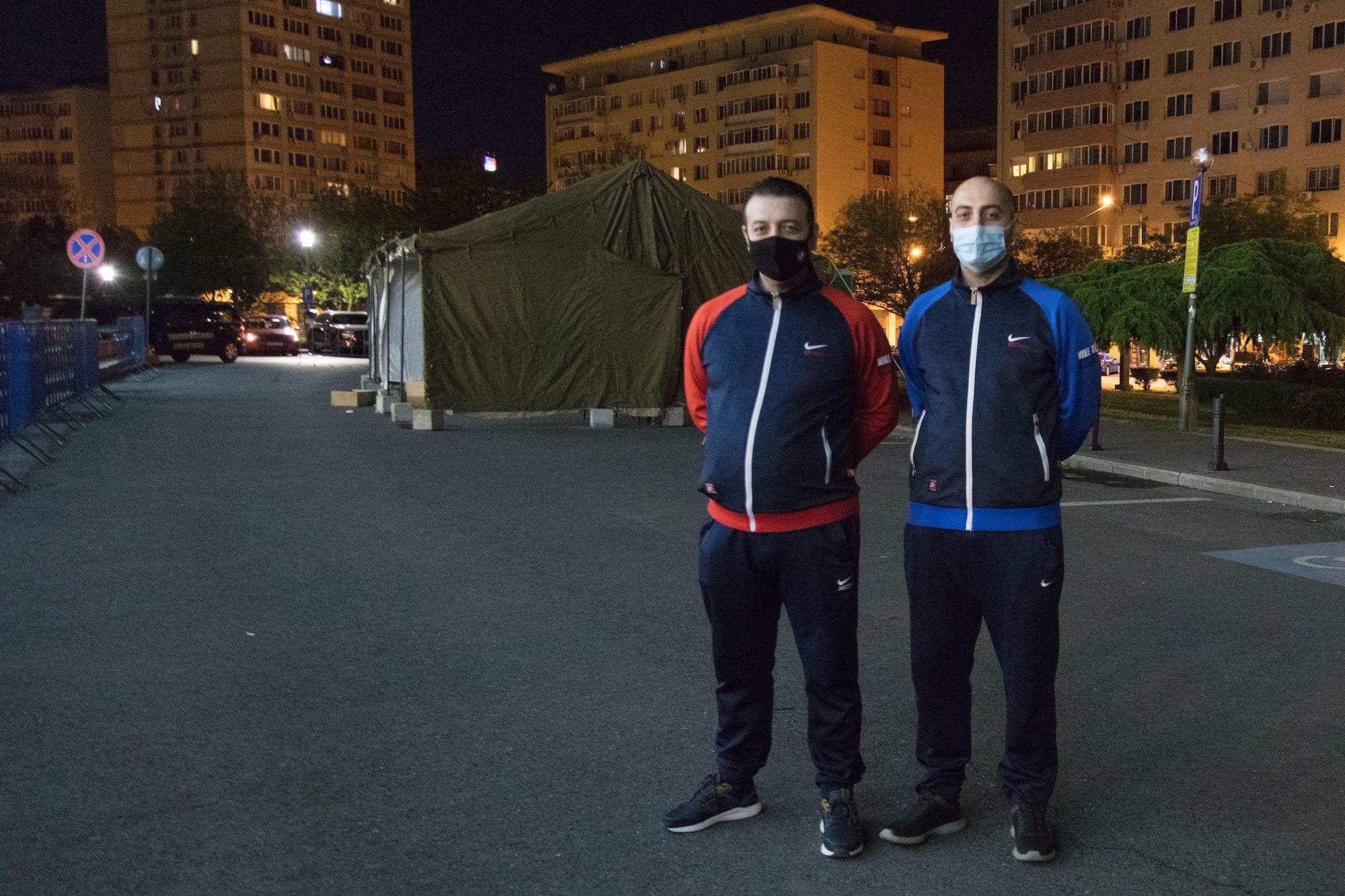 Ahmed și Mahmoud, din Siria.