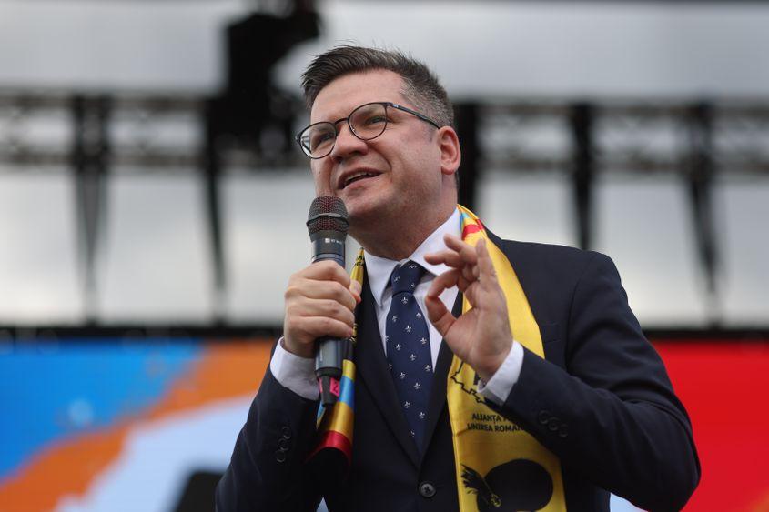 Eveniment de lansare naţională a candidaţilor Alianţei pentru Unirea Românilor la alegerile europarlamentare şi locale, în Târgoviște, 7 aprilie 2024. Inquam Photos / George Călin