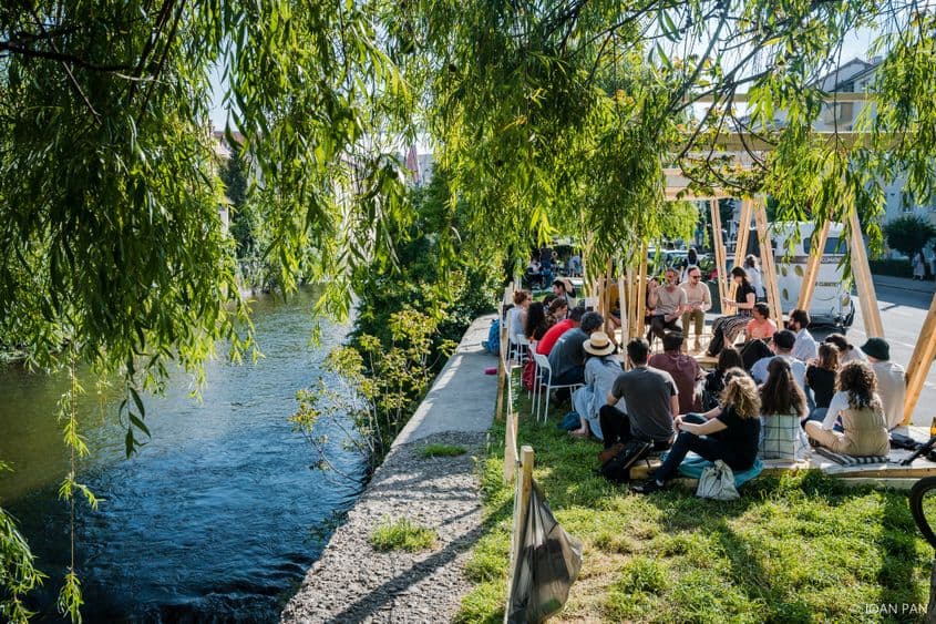 Activiștii de mediu, peisagiștii și arhitecții încearcă de ani de zile să demonstreze că Someșul Mic, care traversează orașul Cluj-Napoca de la vest la est, e o resursă care trebuie amenajată. Foto: Someș Delivery ediția 2023.