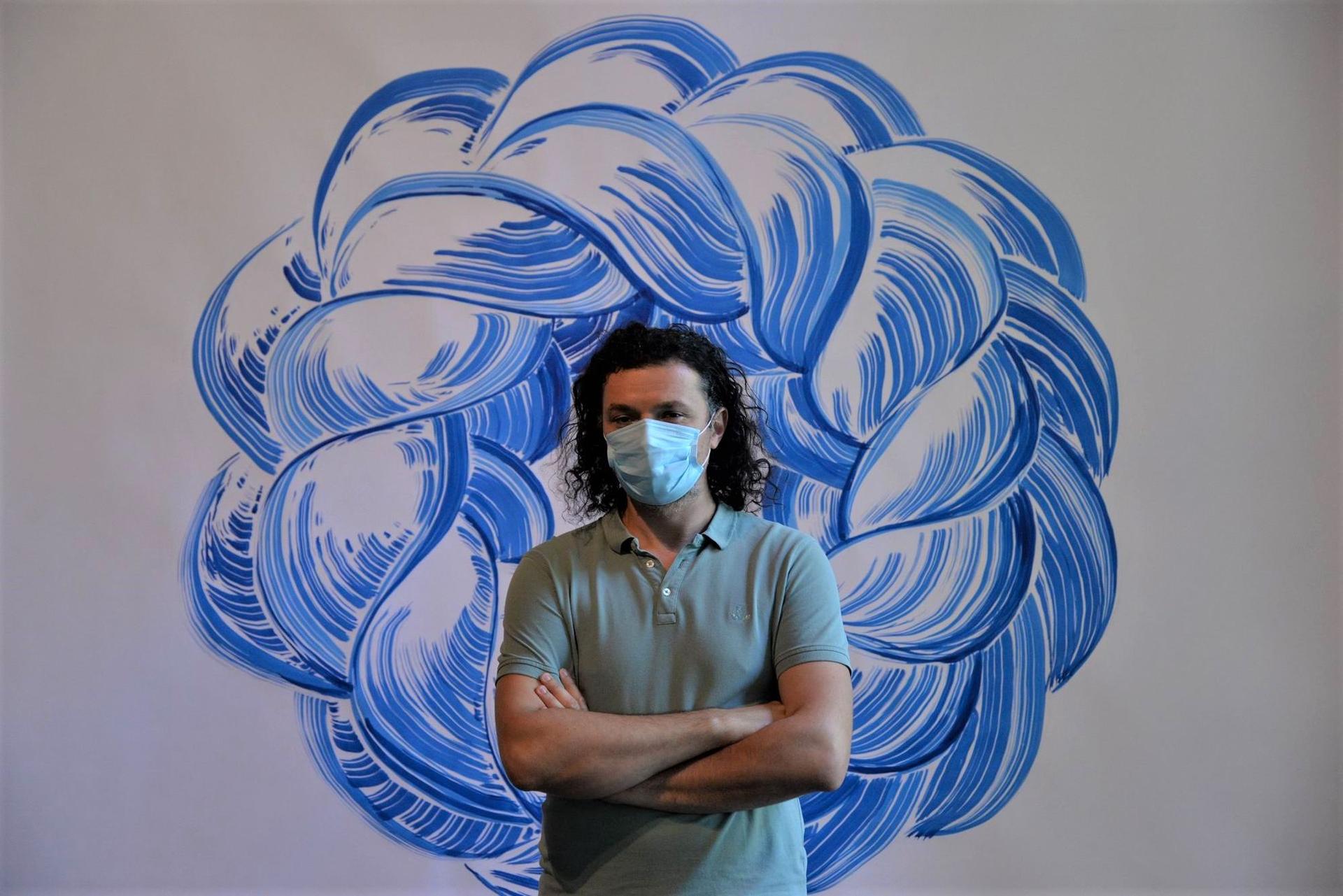 <em>„De ce ne rabdă Pământul?” - Dan Vezentan. Foto Lucian Muntean</em>