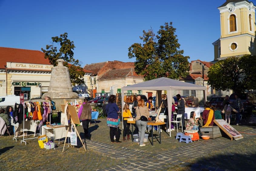 Târg în Piața Traian din Timișoara. Foto: Facebook Cetatean De Traian