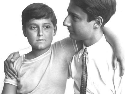 Povestea fraţilor Lipatti, spusă pentru adolescenţi