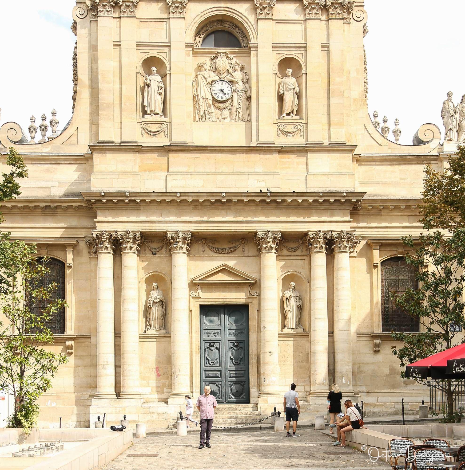 În piața Sorbonei funcționa acum aproape două secole Biblioteca Românească.