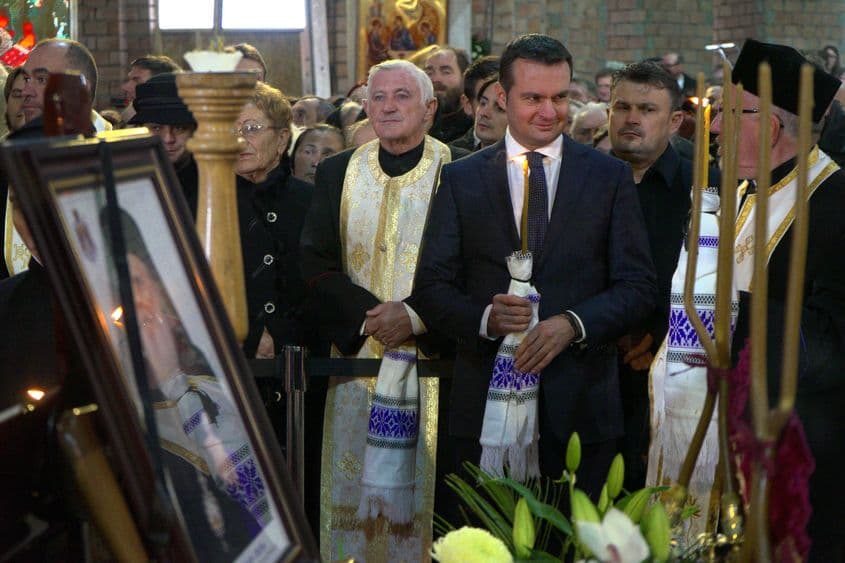 Catalin Cherecheș, primarul ales al municipiului Baia Mare, participa la slujba de înmormântare a IPS Iustinian Chira, Arhiepiscopului Episcopiei Ortodoxe a Maramureșului si Satmarului, la Catedrala Episcopală Sf. Treime, din Baia Mare, joi, 3 octombrie 2016. Inquam Photos / Ghita Porumb