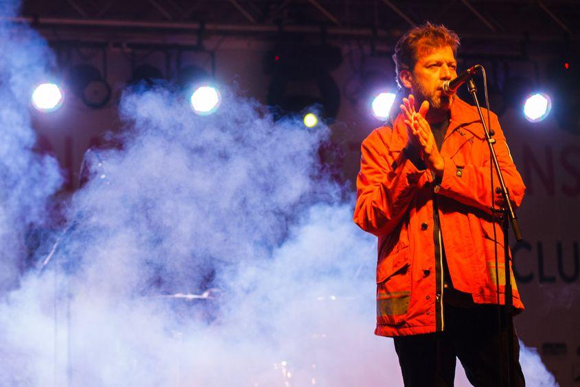 Artan în jiletca portocalie. Foto: Călin Ilea