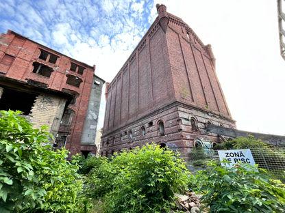 Blocuri noi lângă Moara lui Assan? Un anunț imobiliar promite o parte din terenul pe care este monumentul istoric, pentru 22 de milioane de euro