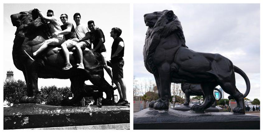 Adolescenți americani, acești infantili planetari, cuceresc unul din leii care străjuiesc statuia lui Columb privind departe, spre mare.